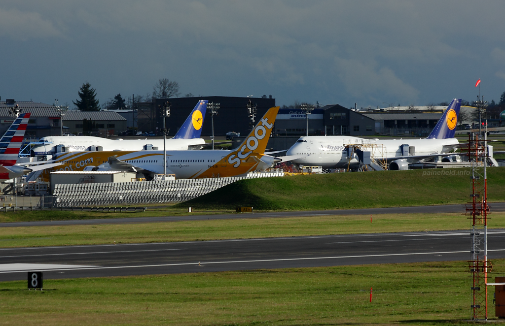D-ABYT at Paine Field