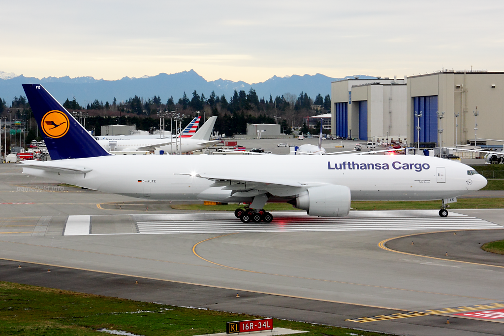 Lufthansa Cargo 777F D-ALFE at Paine Field