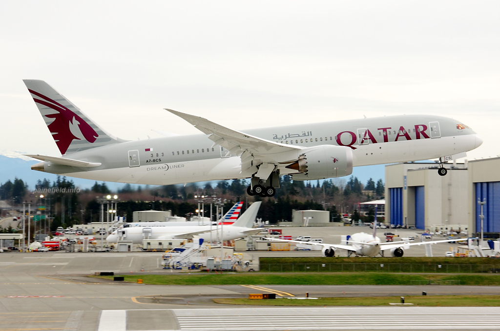 Qatar Airways 787-8 A7-BCS at Paine Field