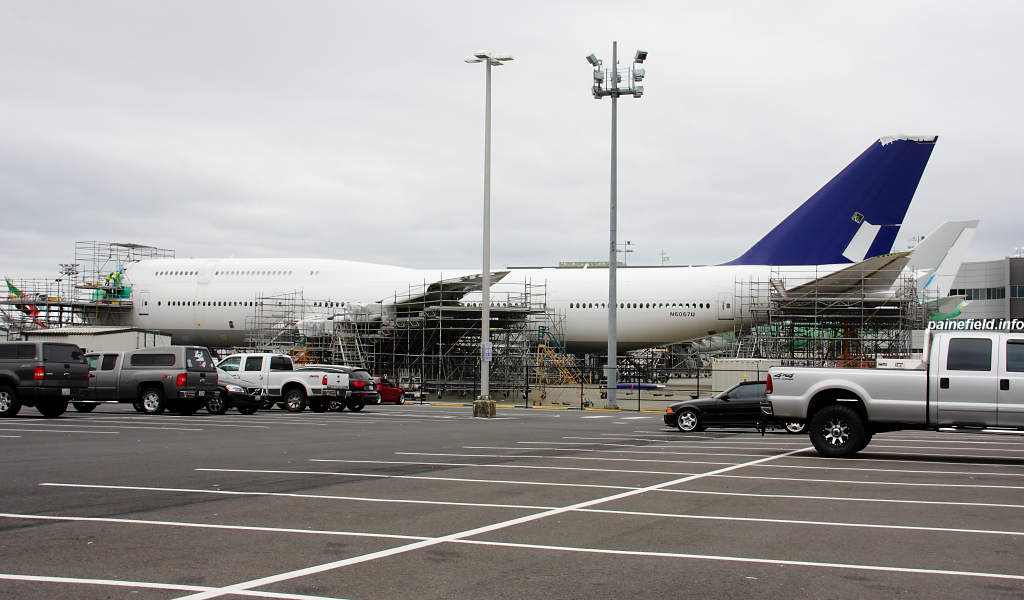 RC021 747-8i at Paine Field