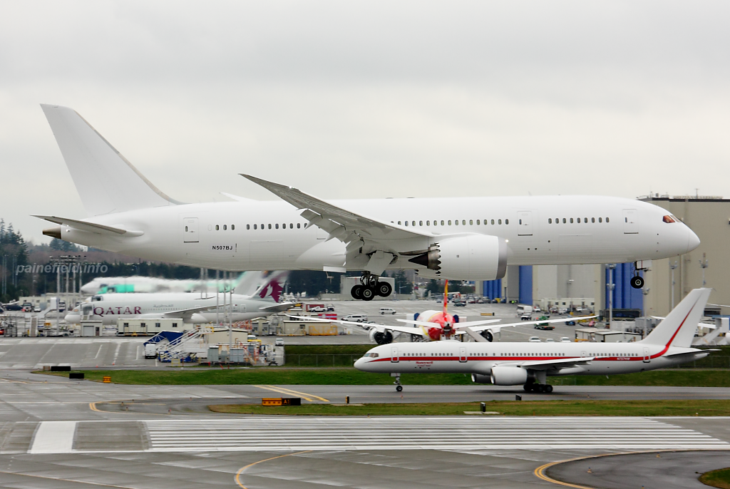 787-8 N507BJ at Paine Field